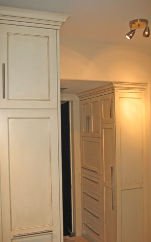 cabinets with gleaming countertops
