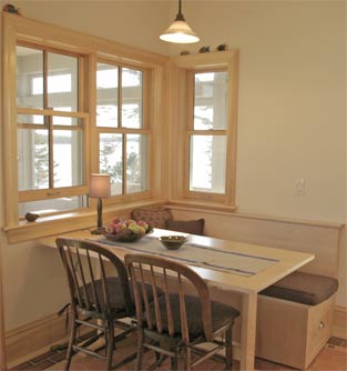 CLC kitchen nook