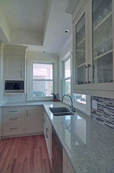 kitchen sink cabinetry
