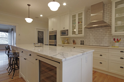 marble topped kitchen island