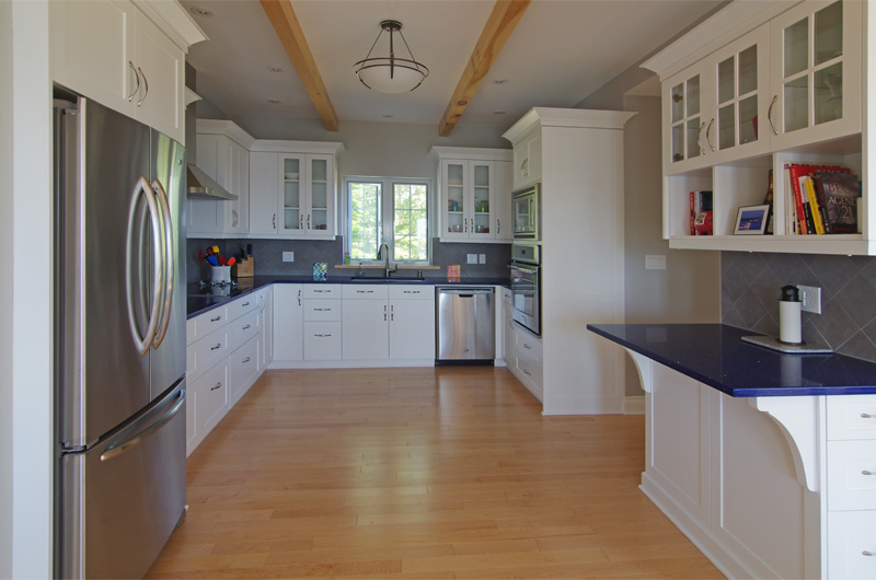Modern coastal kitchen