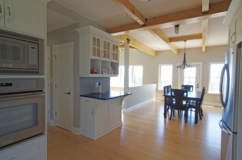 White kitchen by-the-sea